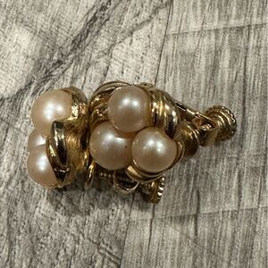 Vintage Gold and Cream Pearl Earrings
